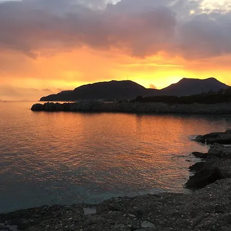 Konukevi Palamutbuekue Pansiyon Palamutbükü